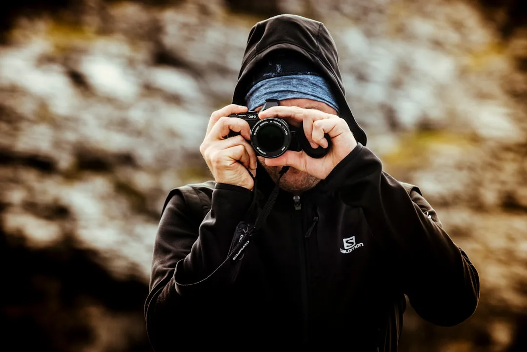Capturing sharp images in low light